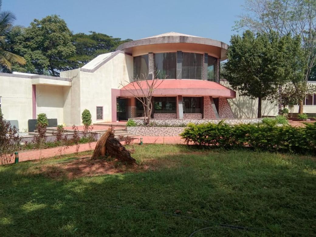 Kstdc Hotel Mayura Pavithra Yediyur Kunigal Εξωτερικό φωτογραφία